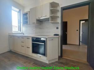 Pronájem bytu 2+kk, Praha - Dolní Měcholupy, Dolnoměcholupská, 46 m2
