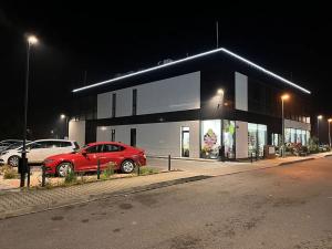 Pronájem obchodního prostoru, Říčany, Duhová, 175 m2