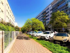 Pronájem bytu 3+kk, Praha - Holešovice, Osadní, 76 m2