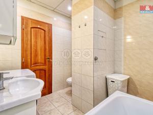 Prodej bytu 3+1, Chomutov, Kundratická, 68 m2
