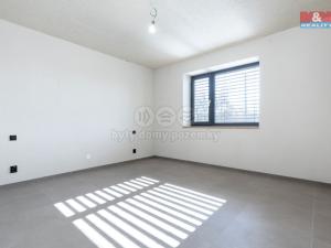 Prodej obchodního prostoru, Ostrava - Hrabová, Jezdiště, 250 m2