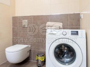 Pronájem bytu 2+kk, Ostrava - Moravská Ostrava, Jantarová, 56 m2