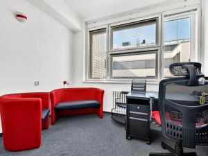 Pronájem kanceláře, Praha - Nové Město, Opletalova, 126 m2