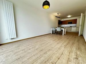 Pronájem bytu 2+kk, Praha - Hostavice, Českobrodská, 68 m2