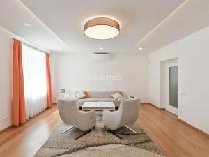Pronájem vily, Praha - Břevnov, Polní, 250 m2