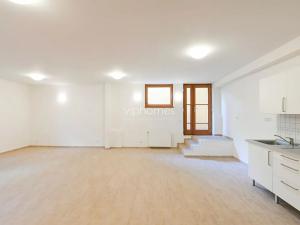 Pronájem vily, Praha - Jinonice, U dětského hřiště, 350 m2