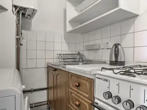 Pronájem bytu 1+kk, Praha - Smíchov, Nad Popelkou, 33 m2