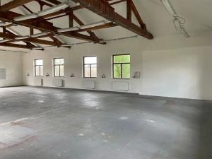 Pronájem výrobních prostor, Babice, Větrná, 200 m2