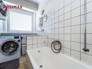 Prodej pozemku pro bydlení, Praha - Šeberov, Pod rozvodnou, 716 m2