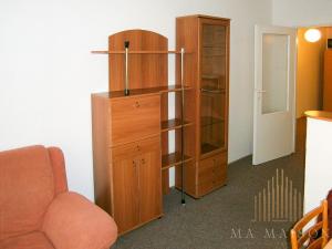 Pronájem bytu 2+kk, Praha - Braník, Roškotova, 57 m2