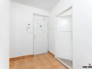 Pronájem bytu 2+1, Praha - Čakovice, Lužnická, 51 m2