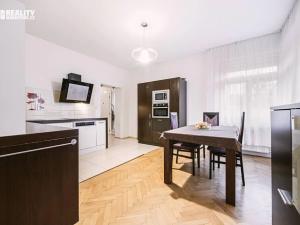 Prodej bytu 4+kk, Kroměříž, Štursova, 151 m2