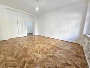 Pronájem bytu 1+1, Praha - Vinohrady, Řipská, 52 m2