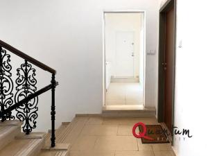 Prodej bytu 1+1, Praha - Vyšehrad, Neklanova, 35 m2