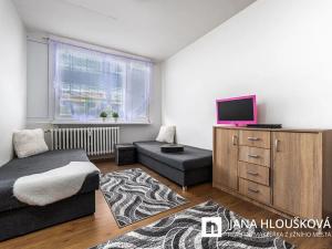 Prodej bytu 3+1, Praha - Chodov, Zdiměřická, 71 m2