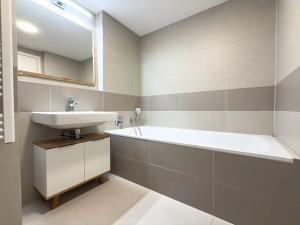 Pronájem bytu 3+kk, Praha - Košíře, Na pomezí, 92 m2