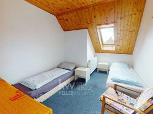 Prodej ubytování, Babice, Sportovní, 2930 m2