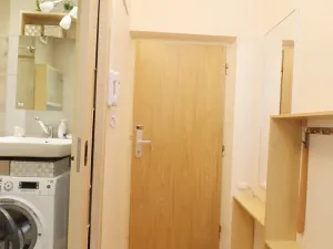 Prodej bytu 1+1, Loket, Sportovní, 36 m2