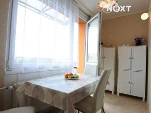Prodej bytu 2+1, Dačice, Palackého nám., 61 m2