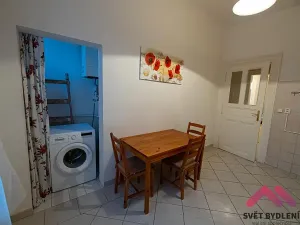 Pronájem bytu 2+1, Praha - Karlín, Sokolovská, 64 m2