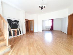 Pronájem rodinného domu, Praha - Záběhlice, Severní II, 200 m2