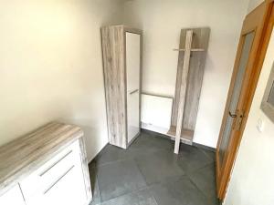 Pronájem bytu 2+1, Praha - Písnice, Ladislava Coňka, 84 m2