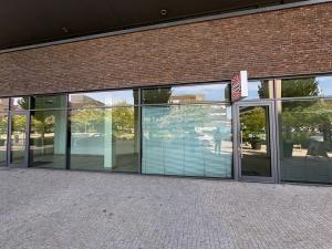 Pronájem obchodního prostoru, Brno, Holandská, 115 m2