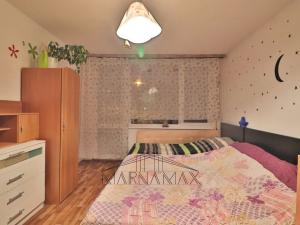Prodej bytu 2+1, Chomutov, Holešická, 61 m2