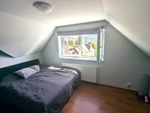 Pronájem bytu 2+kk, Děčín, Jiskrova, 35 m2