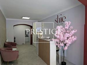 Pronájem obchodního prostoru, Praha - Dejvice, Kafkova, 72 m2