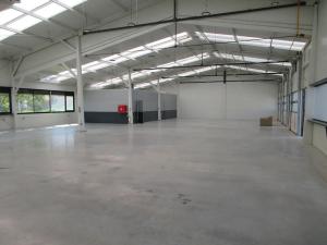 Pronájem skladu, Cvrčovice, 540 m2