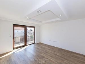Prodej ordinace, Praha - Suchdol, Osvobození, 314 m2