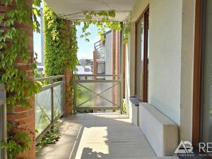 Pronájem bytu 2+kk, Praha - Dejvice, Paťanka, 70 m2