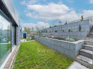 Prodej rodinného domu, Praha - Libuš, V Hrobech, 285 m2