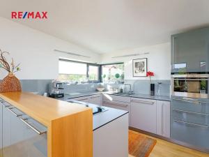 Prodej rodinného domu, Nový Knín, Vilová, 245 m2
