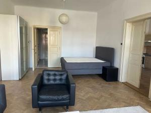 Pronájem bytu 3+kk, Chrudim, Resselovo náměstí, 106 m2