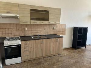 Pronájem bytu 3+kk, Chrudim, Resselovo náměstí, 106 m2