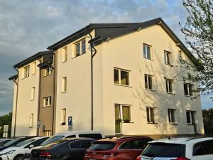 Pronájem bytu 2+kk, Praha - Štěrboholy, Slibná, 50 m2