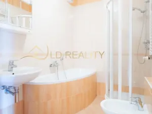 Pronájem bytu 2+kk, Olomouc, gen. Píky, 66 m2