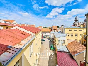 Pronájem kanceláře, Znojmo, Horní náměstí, 150 m2
