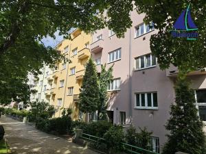Pronájem bytu 1+kk, Praha - Žižkov, Biskupcova, 23 m2