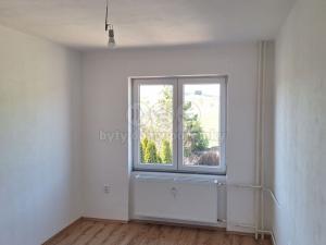 Pronájem bytu 3+1, Lnáře, 75 m2