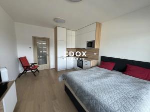Prodej bytu 1+kk, Praha - Stodůlky, Hasilova, 27 m2