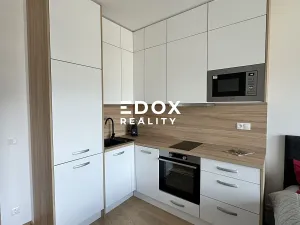 Prodej bytu 1+kk, Praha - Stodůlky, Hasilova, 27 m2