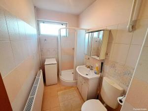 Pronájem bytu 1+1, Hradec Králové, Ječná, 36 m2