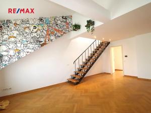Pronájem bytu 3+kk, Praha - Vyšehrad, Neklanova, 101 m2