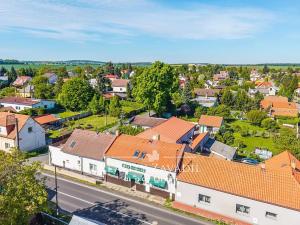 Prodej ubytování, Hovorčovice, Hlavní, 350 m2