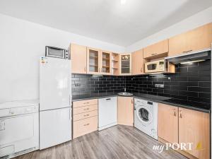Pronájem bytu 2+kk, Plzeň, Bzenecká, 48 m2
