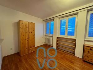 Pronájem bytu 1+kk, Praha - Strašnice, Limuzská, 28 m2