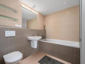 Prodej bytu 3+kk, Praha - Košíře, Karenova, 47 m2
